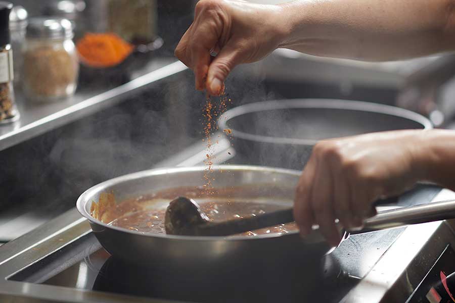 Cooking Curry Sauce Cooking Curry Sauce
